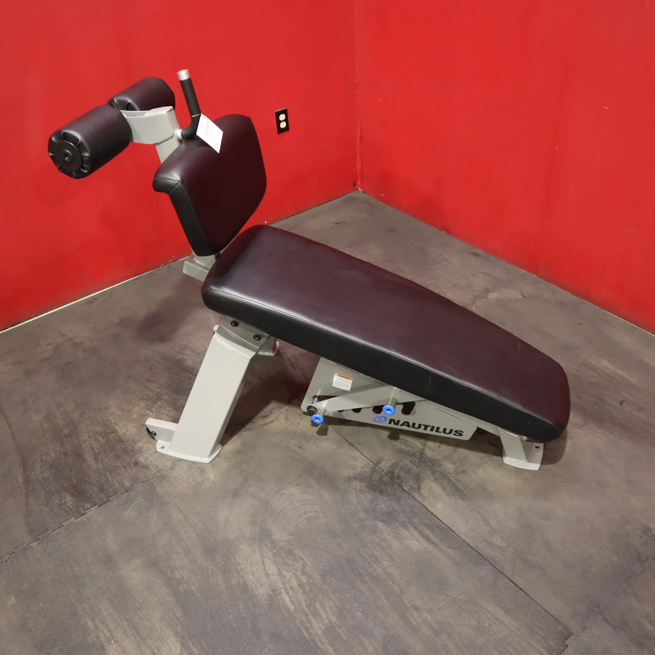 Nautilus Adjustable Ab Bench (Refurbished)