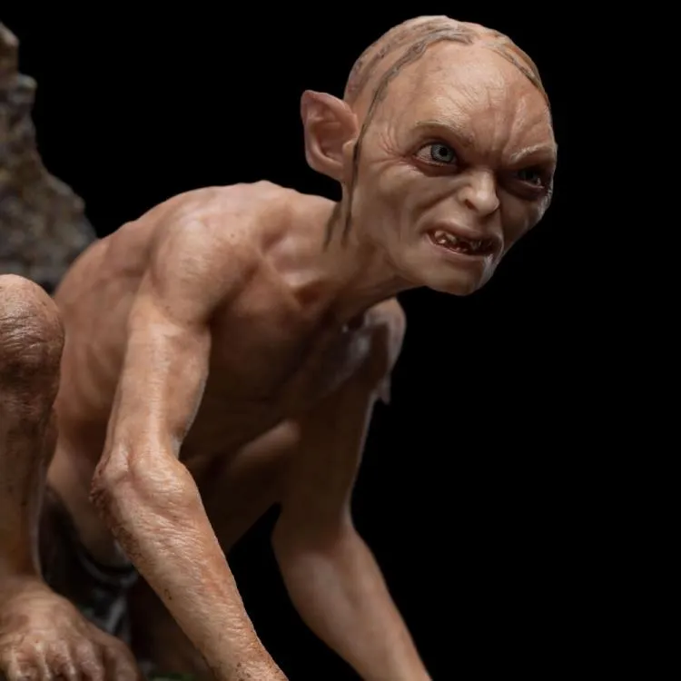 Weta Workshop The Lord of the Rings Gollum Guide to Mordor Miniature Statue