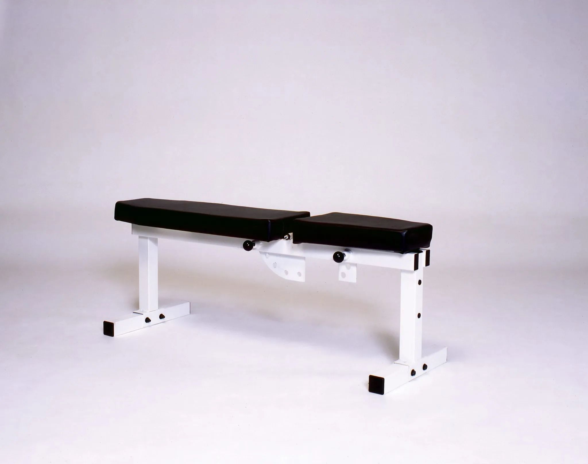YORK® Pro Series Bench 305 Front Adjustable, Back Adjustable